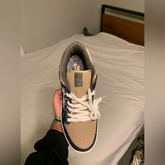 Nike Dunk Travis Scott Men Size 11 - Picture 2 of 5